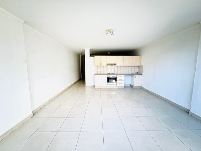 1 Bedroom Property for Sale in Zonnebloem Western Cape